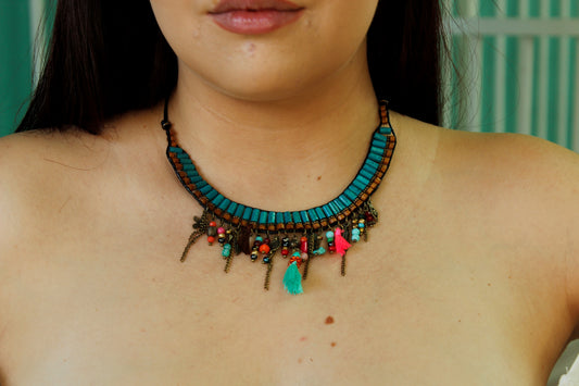 Isa necklace