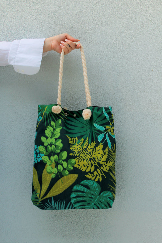 Green leaf bag